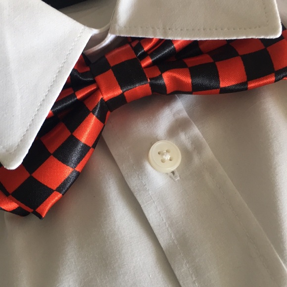 NWOT Fun Red And Black Checkered Bow Tie - Picture 2 of 3